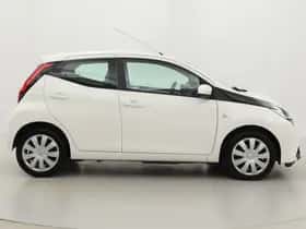 Toyota Aygo (2019) thumbnail 16