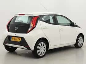 Toyota Aygo (2019) thumbnail 28