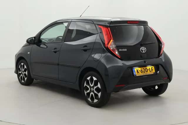Toyota Aygo (2020) thumbnail 4
