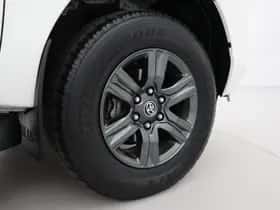 Toyota Hilux (2021) thumbnail 15