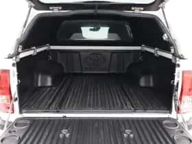 Toyota Hilux (2021) thumbnail 16