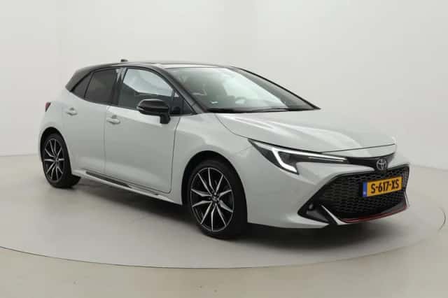 Toyota Corolla (2023) thumbnail 1