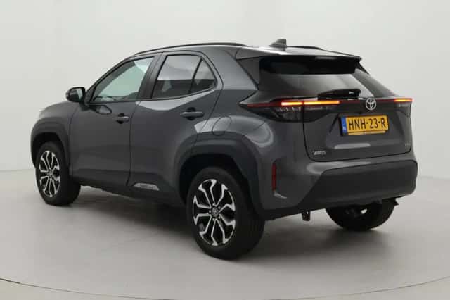 Toyota Yaris Cross (2025) thumbnail 4