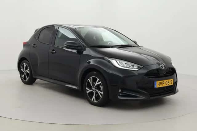 Toyota Yaris (2025) thumbnail 1