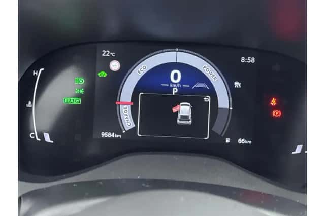 Toyota Yaris (2025) thumbnail 3
