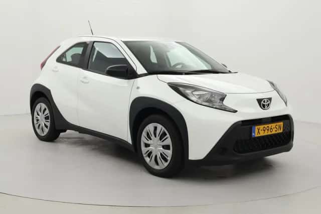 Toyota Aygo X (2024) thumbnail 1