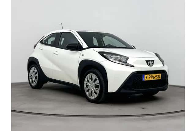 Toyota Aygo X (2024) thumbnail 1