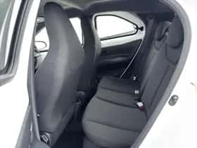 Toyota Aygo X (2024) thumbnail 26