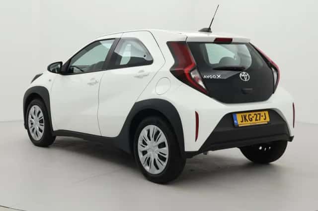 Toyota Aygo X (2025) thumbnail 4