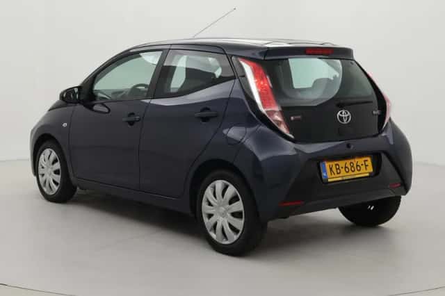Toyota Aygo (2016) thumbnail 4