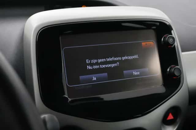 Toyota Aygo (2016) thumbnail 6