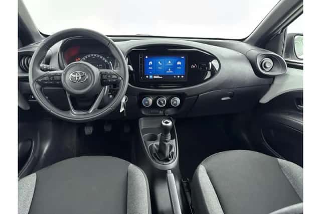 Toyota Aygo X (2025) thumbnail 2