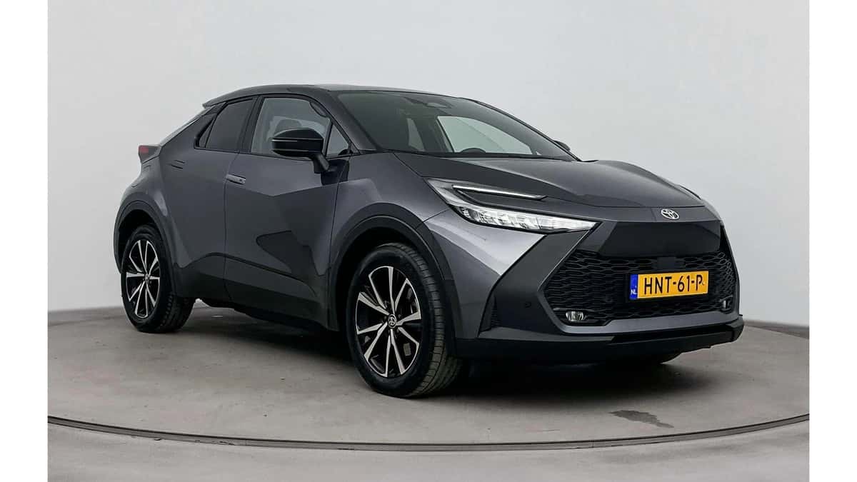 Toyota C-HR (2025) — foto 1