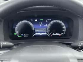Toyota C-HR (2025) thumbnail 3