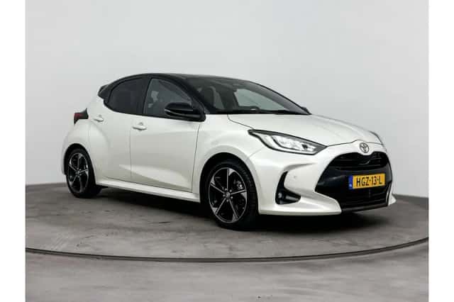 Toyota Yaris (2025) thumbnail 1