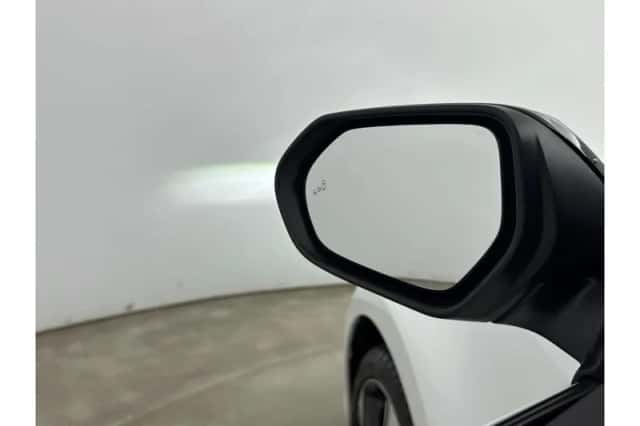 Toyota Yaris (2025) thumbnail 5