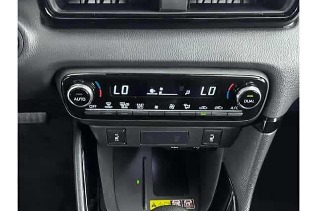 Toyota Yaris (2025) thumbnail 6