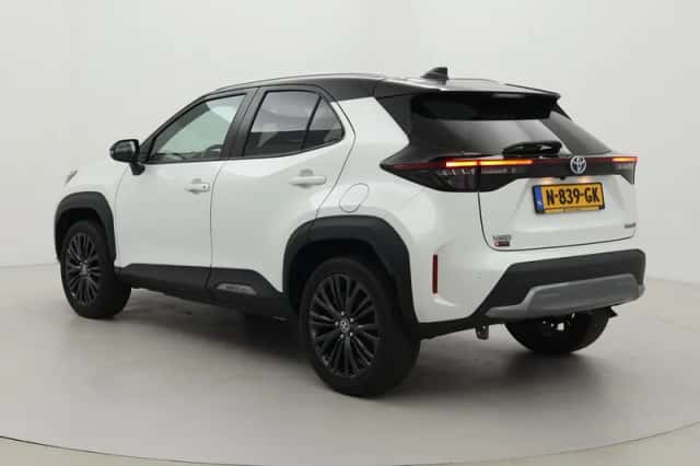 Toyota Yaris Cross (2021) thumbnail 4