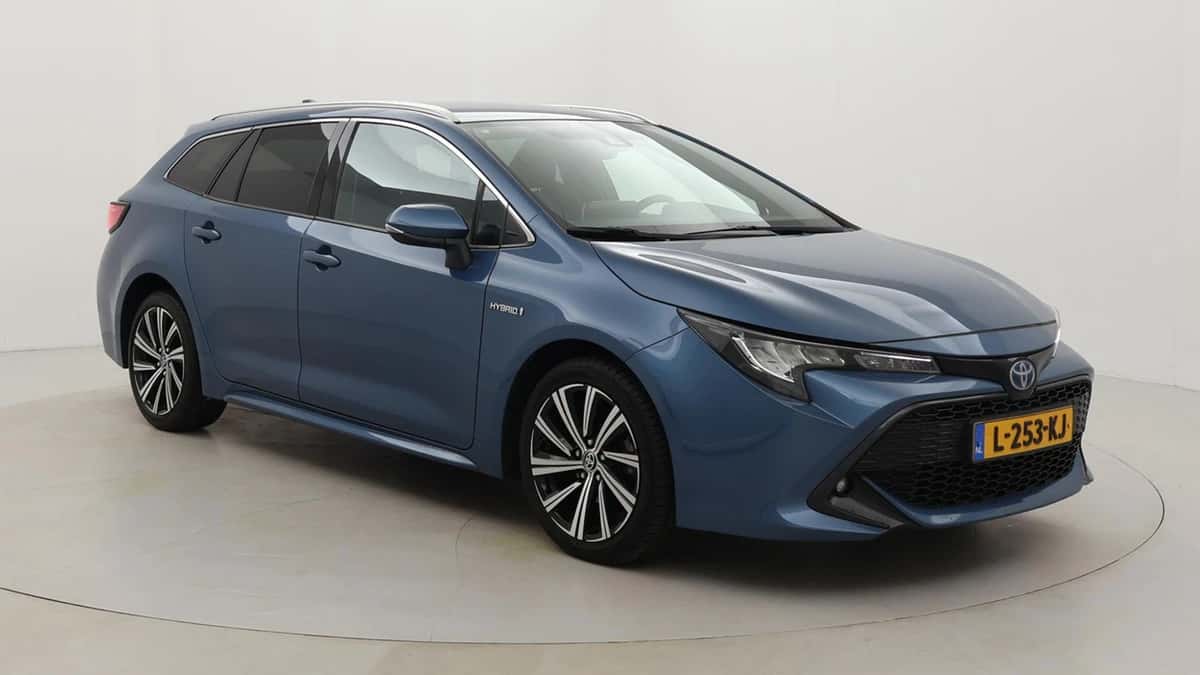 Toyota Corolla (2021) — foto 1