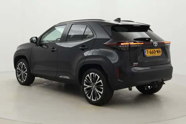 Toyota Yaris Cross (2023) thumbnail 4