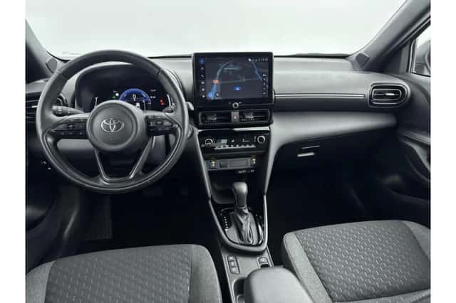 Toyota Yaris Cross (2025) thumbnail 2