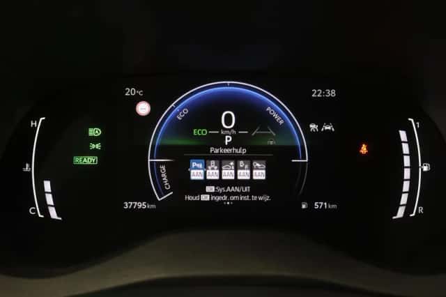 Toyota Yaris Cross (2025) thumbnail 3