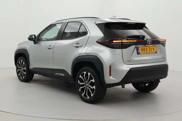 Toyota Yaris Cross (2025) thumbnail 4