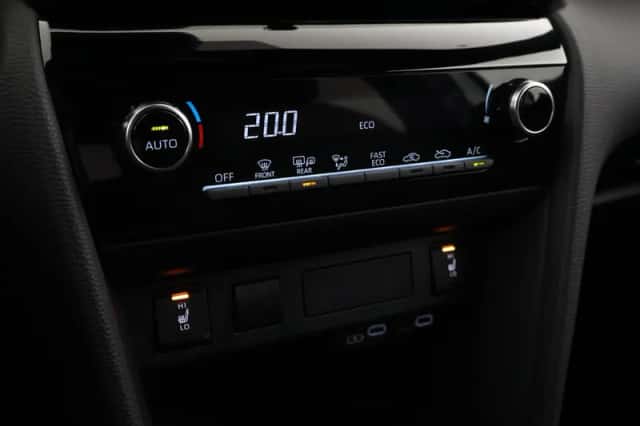 Toyota Yaris Cross (2025) thumbnail 6