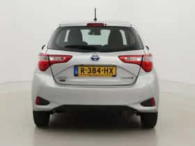 Toyota Yaris (2019) thumbnail 15