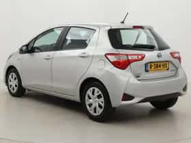 Toyota Yaris (2019) thumbnail 4