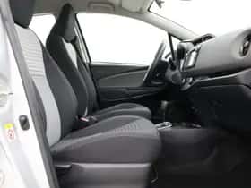 Toyota Yaris (2019) thumbnail 31