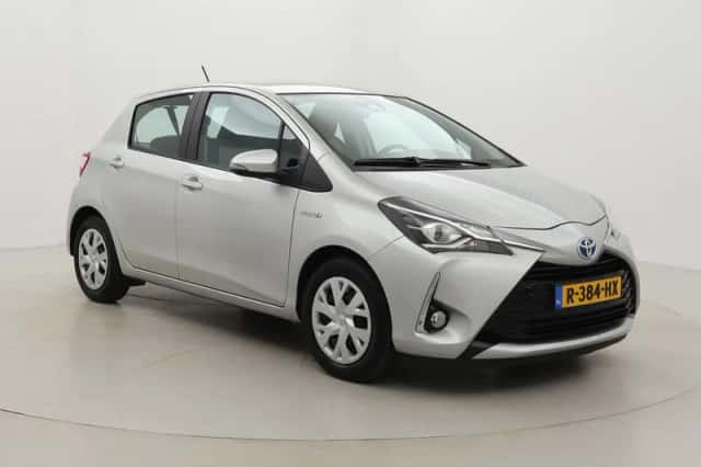 Toyota Yaris (2019) thumbnail 1