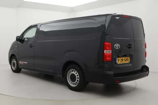 Toyota Proace (2024) thumbnail 4