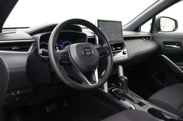 Toyota Corolla (2025) thumbnail 2
