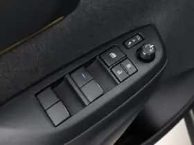 Toyota Yaris Cross (2022) thumbnail 26