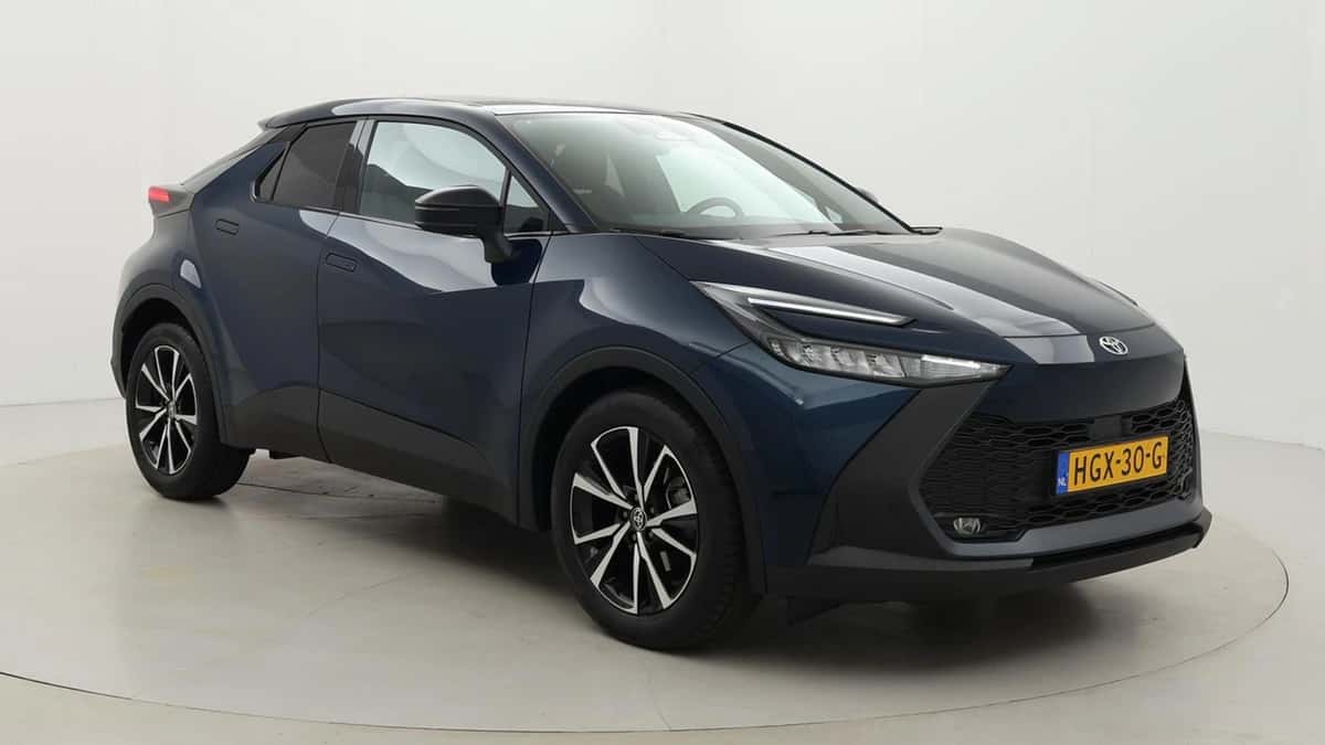 Toyota C-HR (2025) — foto 1