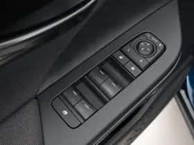 Toyota C-HR (2025) thumbnail 21