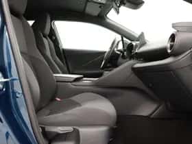 Toyota C-HR (2025) thumbnail 33