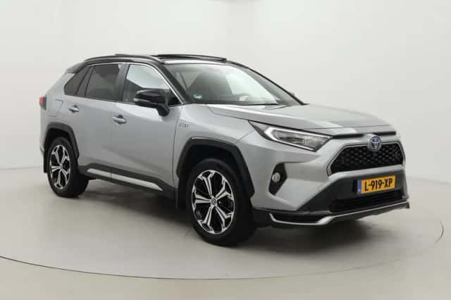 Toyota RAV4 (2021) thumbnail 1