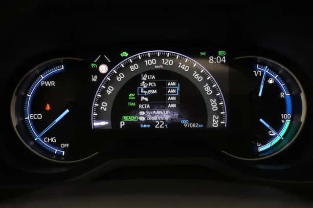 Toyota RAV4 (2021) thumbnail 3