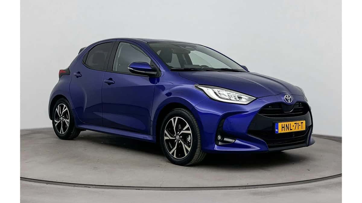 Toyota Yaris (2025) — foto 1