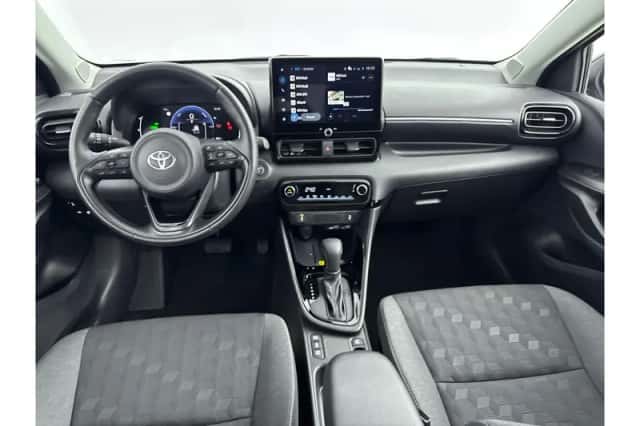 Toyota Yaris (2025) thumbnail 2