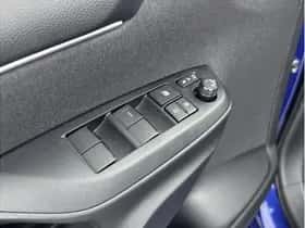 Toyota Yaris (2025) thumbnail 17