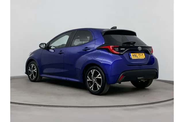 Toyota Yaris (2025) thumbnail 4