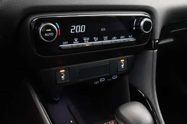 Toyota Yaris (2025) thumbnail 6