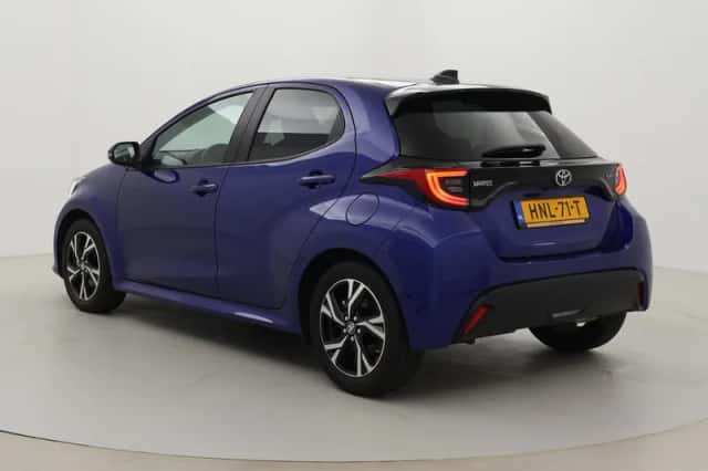 Toyota Yaris (2025) thumbnail 4
