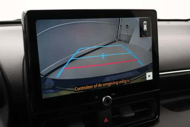 Toyota Yaris (2025) thumbnail 1