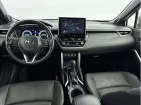 Toyota Corolla (2023) thumbnail 2