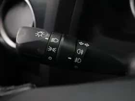 Toyota Auris (2014) thumbnail 19