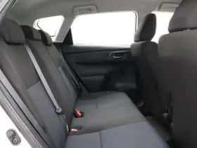 Toyota Auris (2014) thumbnail 26
